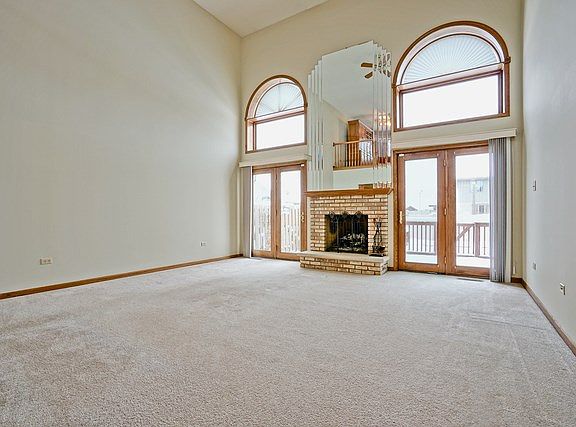 4th image of 7933 Richardson Ln