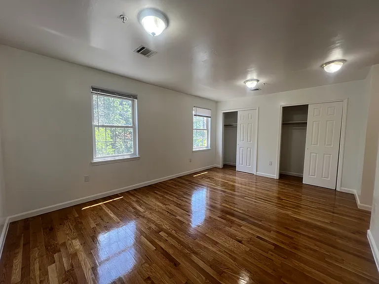16 Bergen Ave #2 — Photo 2