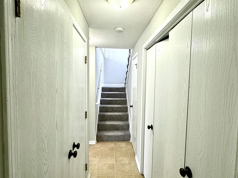 Zaun Avenue Duplexes — Photo 20
