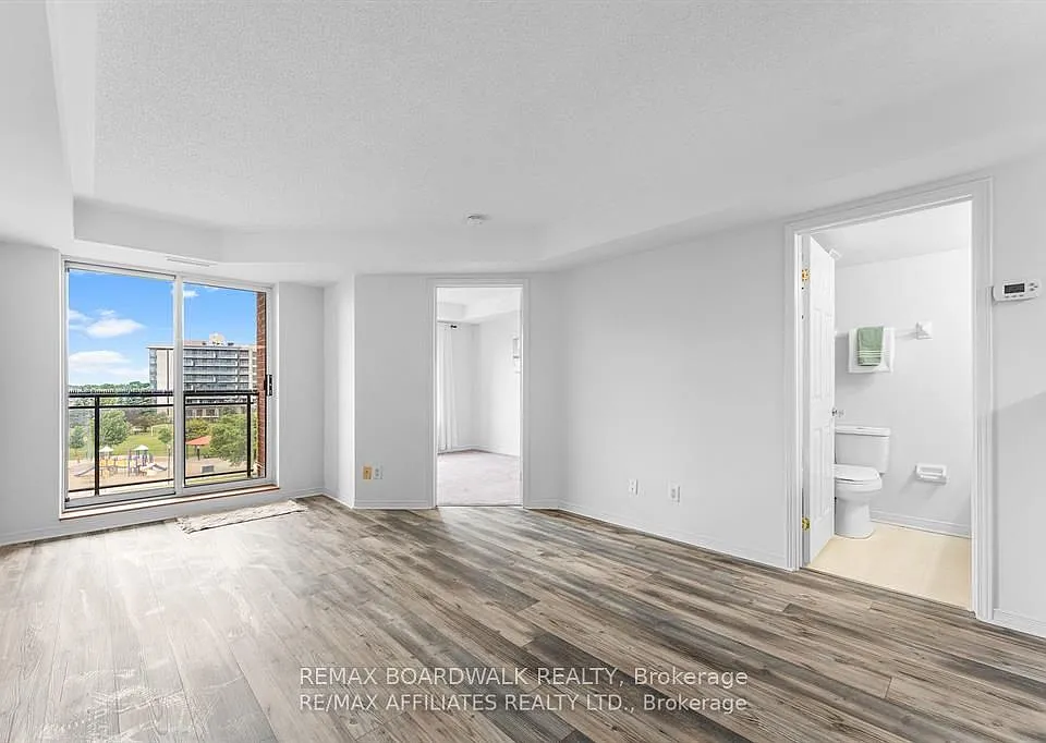 310 Central Park Dr #5S