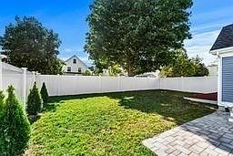 3rd image of 28 Fairview Ave