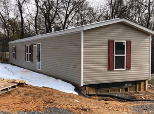 4709 Middle Rd, Winchester, VA 22602