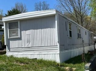 13 Shadow Ln, New Milford, CT 06776