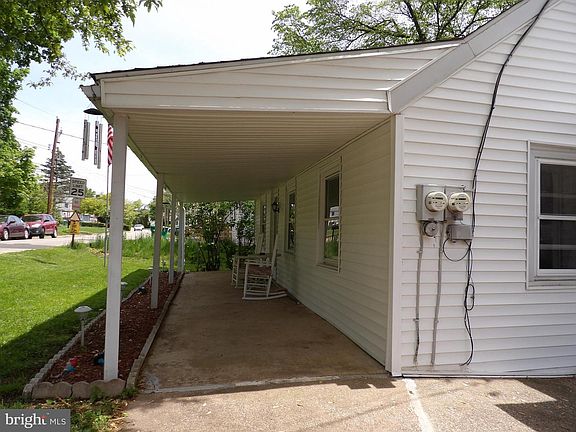 3rd image of 118 Mill Rd