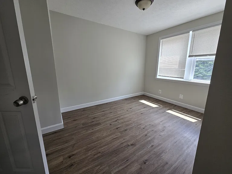 3821 Brooklyn Ave — Photo 6