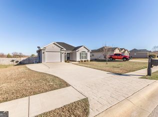 404 Tug Ct, Warner Robins, GA 31088