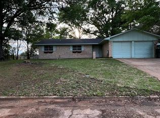 4603 Emerald Dr, Nacogdoches, TX 75965