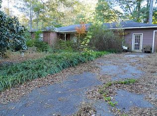 2400 Robinson Rd NE, Marietta, GA 30068