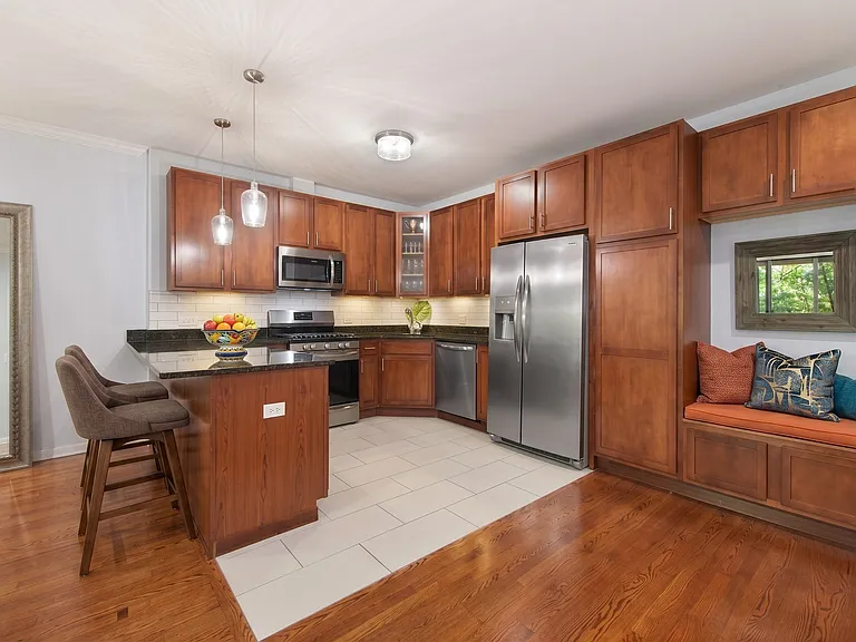 1618 S Halsted St #2D — Photo 8