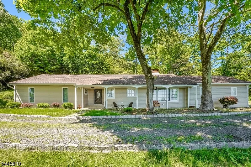306 Warrenville Rd
