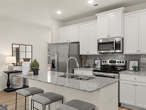 4th image of 1044 Merritt Dr #23