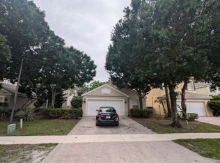 152 Canterbury Pl #A, Wellington, FL 33414
