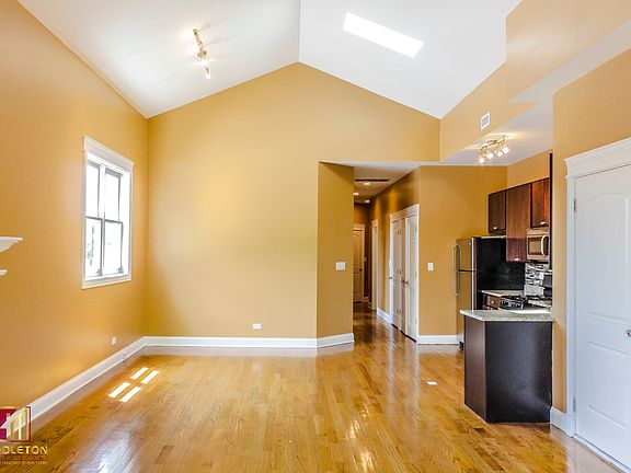 4th image of 7006 S Cornell Ave #3S