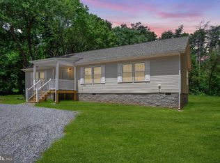 11330 Chancellor Meadows Ln, Locust Grove, VA 22508