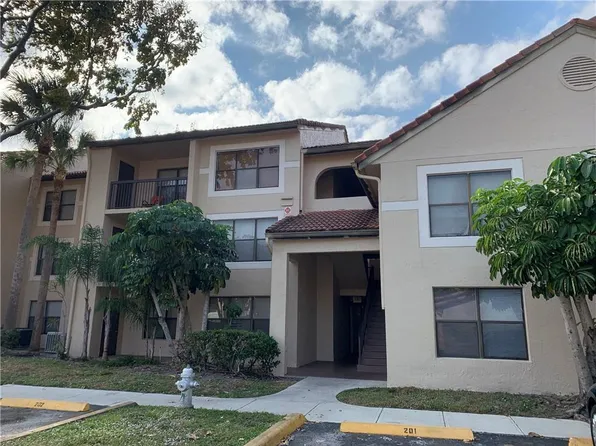 4341 W McNab Rd, Pompano Beach, FL