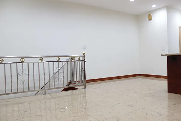 Rented by H L Dynasty Real Estate Corp | media 20