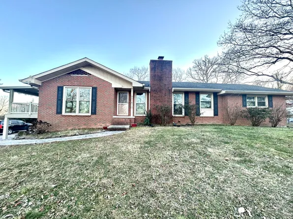 212 Jomah Dr, Rossville, GA 30741