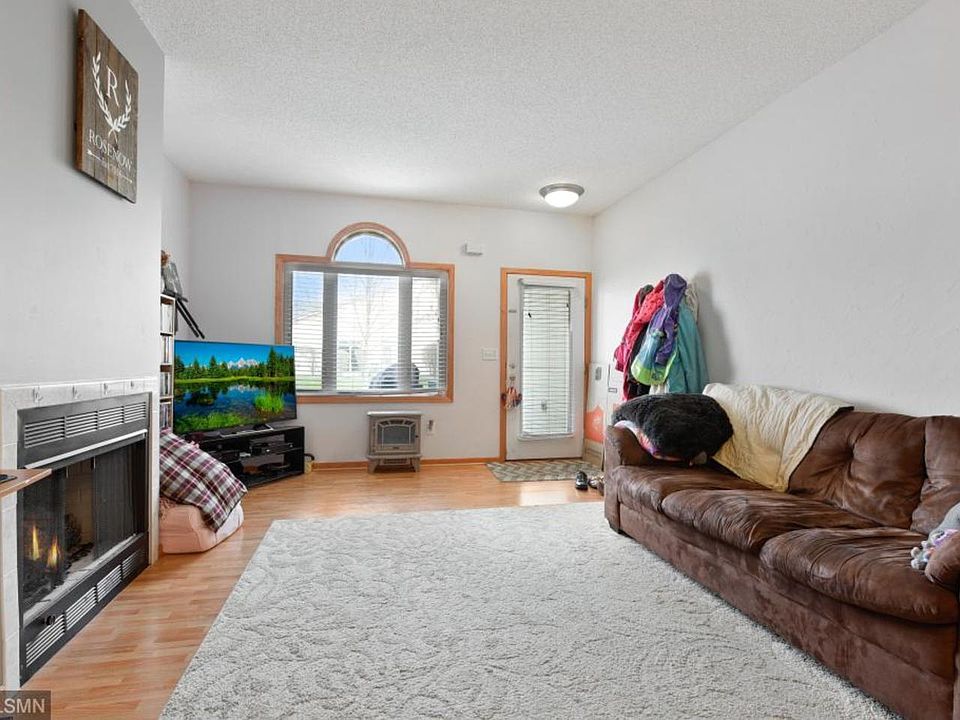 2nd image of 1106 Crystal Pl W