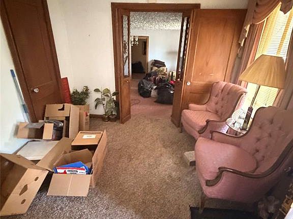 2nd image of 1117 Carverdale Dr