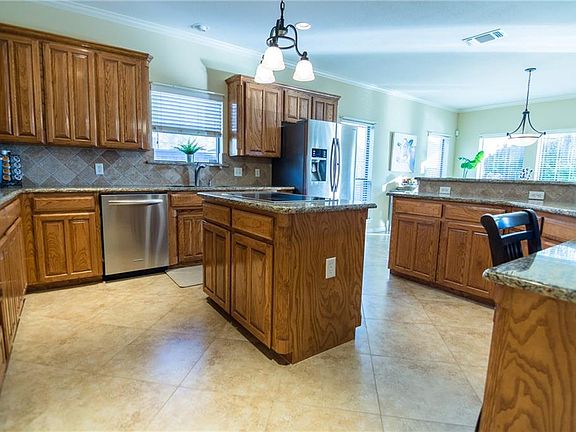 2nd image of 103 Chase Oaks Ct