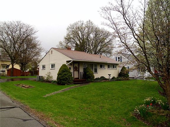 2nd image of 120 Cohasset Dr