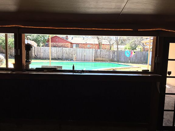 2nd image of 7641 Hollow Forest Dr