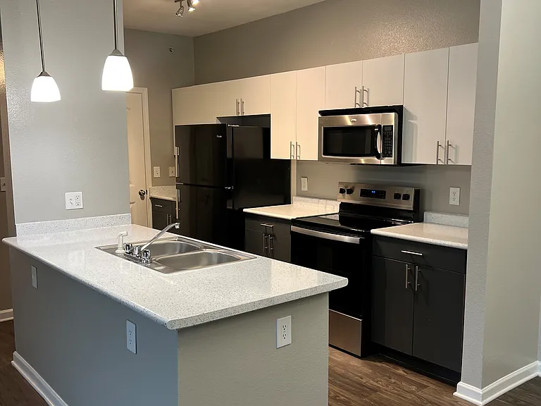 Dry Creek Ranch Apartments — Photo 45