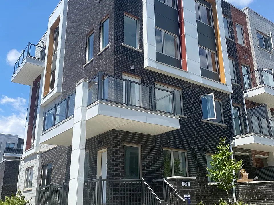 54 William Duncan Rd