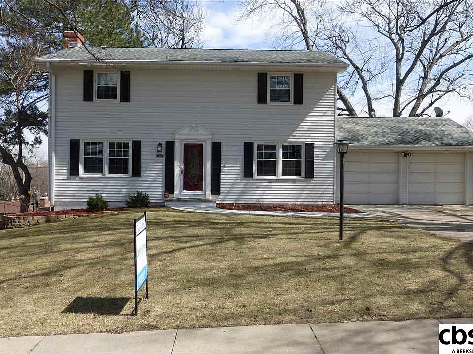 1st image of 3113 S 117th St