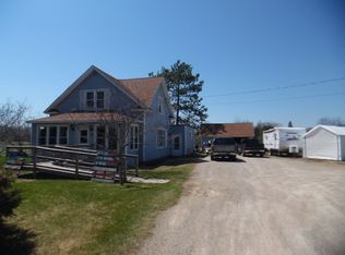 4389 D Rd, Bark River, MI 49807