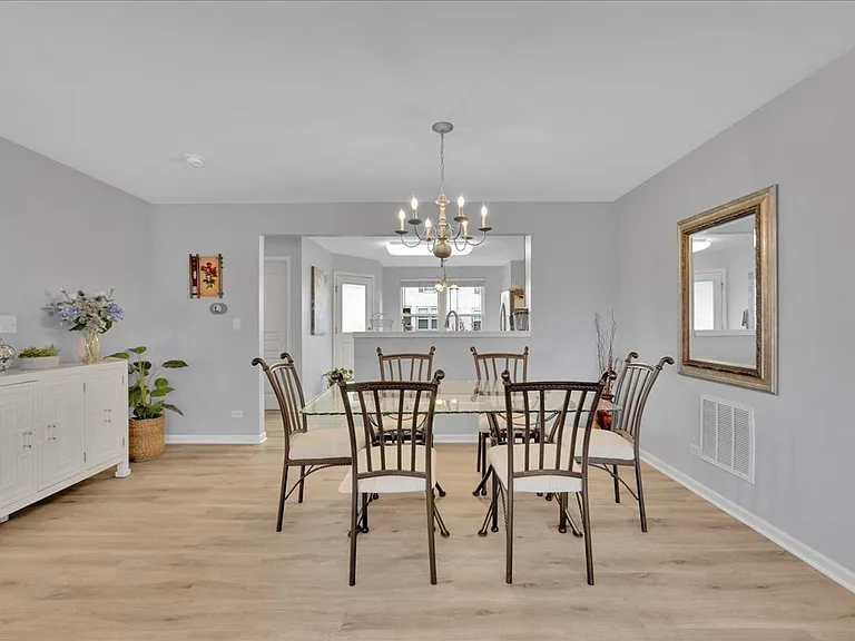 404 Belvedere Ln — Photo 11