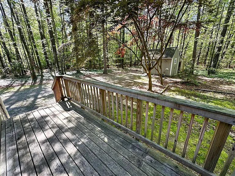 5518 Thompson Dr — Photo 15