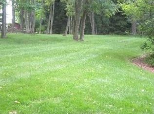 9 Mystic Glen Pl, Fishkill, NY 12524