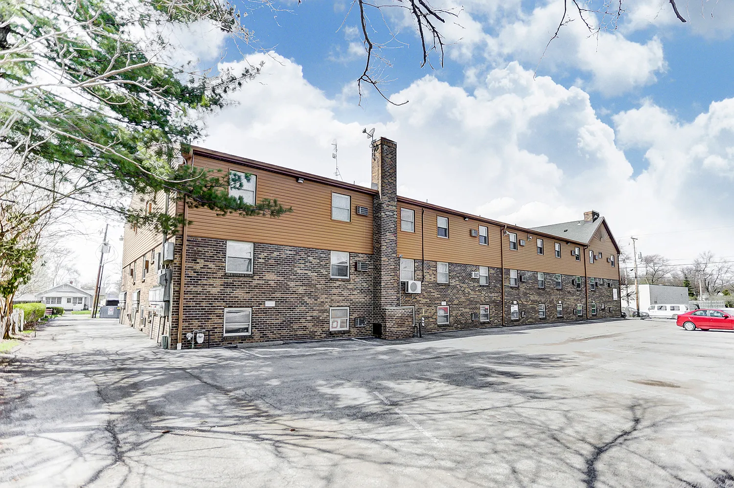 1212 Bellefontaine Avenue - 29 — Photo 3