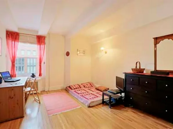 365 W 20th St APT 4D, New York, NY 10011