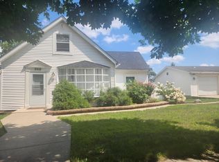 3319 Phillips Ave, Steger, IL 60475