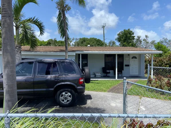 520 SW 15th Terrace, Delray Beach, FL 33444