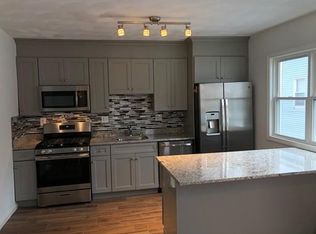 54 Derby St #33C, Somerville, MA 02145