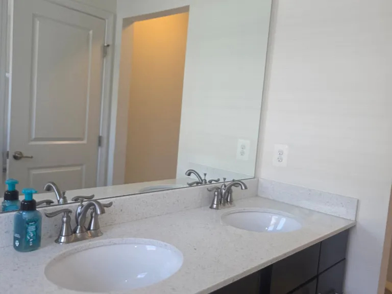5311 Smiths Cove Ln — Photo 8