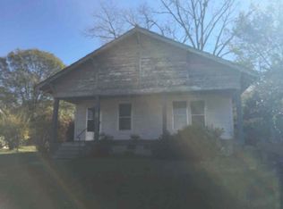 1318 Jefferson St, Newberry, SC 29108