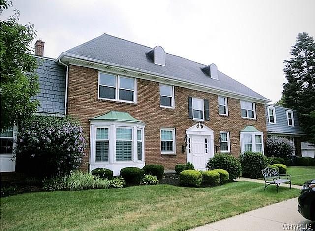 1st image of 65 Guilford Ln APT 4