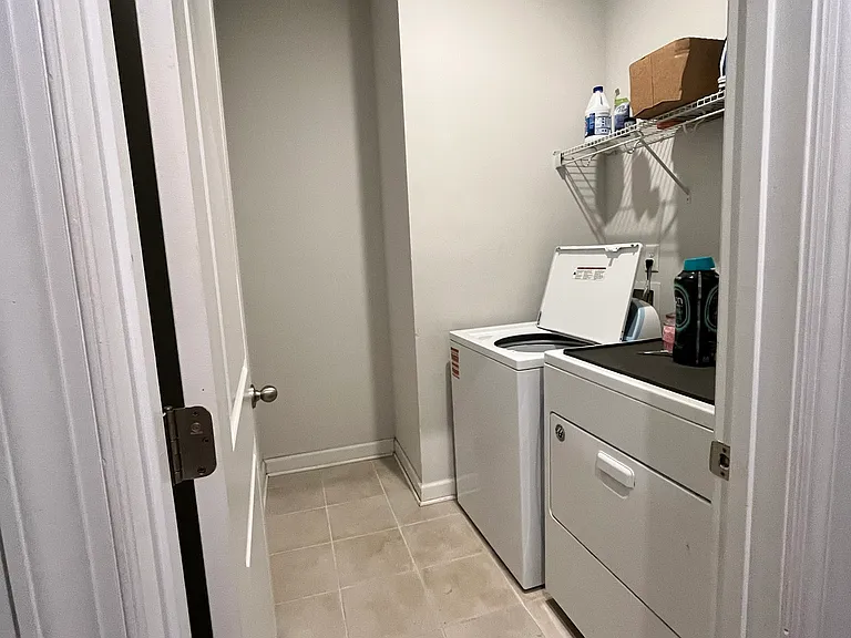 3129 Cedric Ct — Photo 10