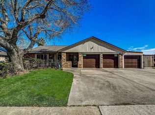 4519 Ponca St, Pasadena, TX 77504
