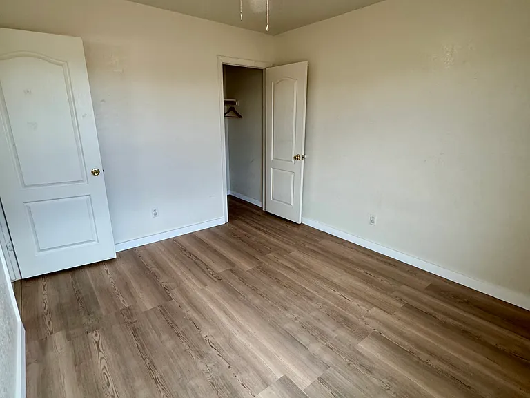 10214 W Leander Dr #A — Photo 8