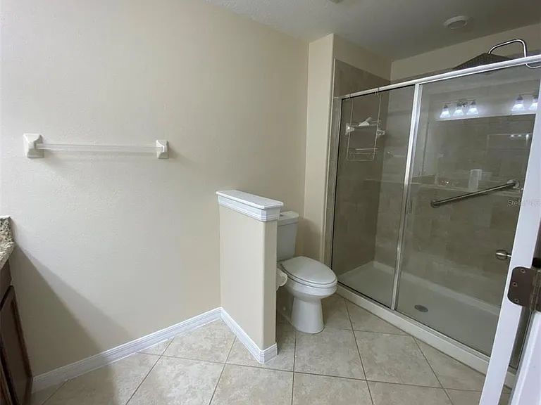 12013 Greengate Dr — Photo 26