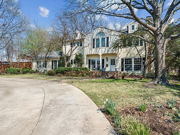 3rd image of 8212 Midway Rd