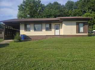 116 Greensburg St, Edmonton, KY 42129