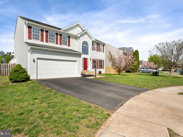10820 Lord Chancellor Ln, Bealeton, VA 22712