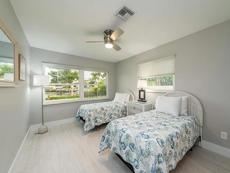 26853 McLaughlin Blvd — Photo 14