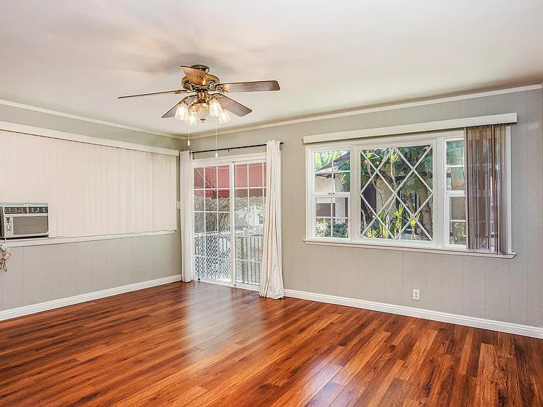 339 Molino Ave — Photo 9